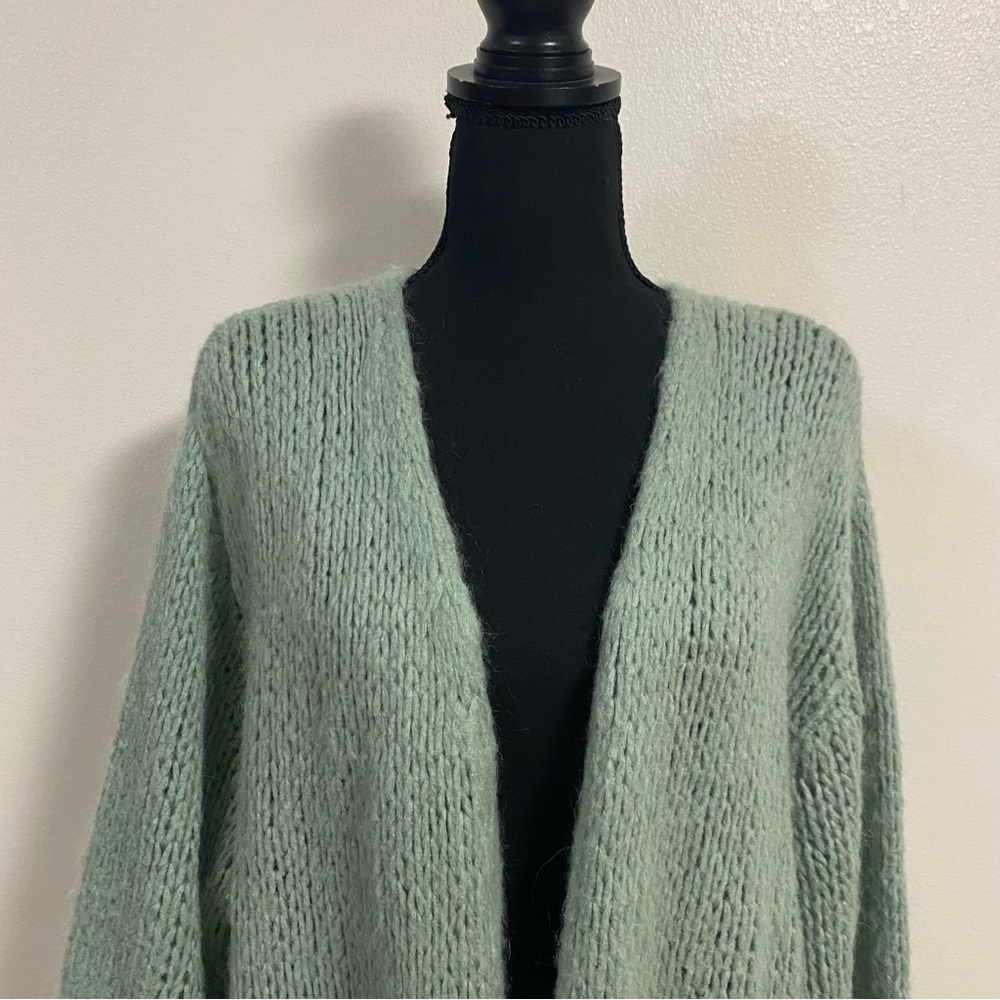 OST Cardigan Women’s Size Large Sage Green Chunky Knit Sweater Cardigan - Picture 3 of 16